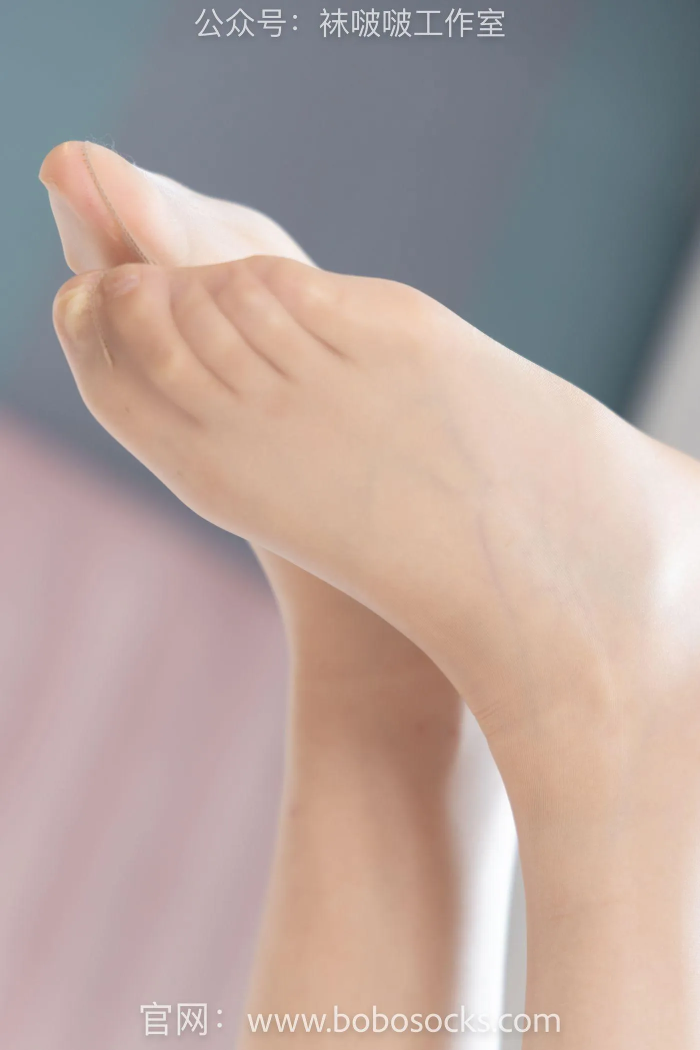 [BoBoSocks袜啵啵]NO.096 小甜豆-板鞋、白棉袜、油亮肉丝 [145P]插图1